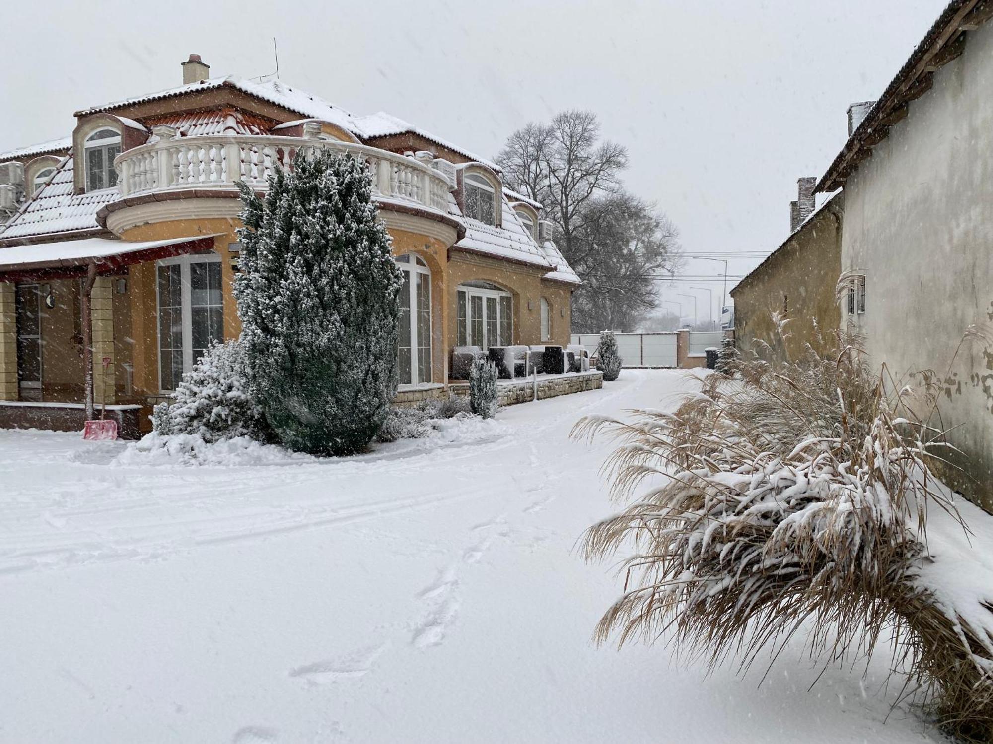 Ambrozia Guesthouse Nagykanizsa Exterior photo